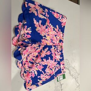 Lilly Pulitzer buttercup shorts size 16